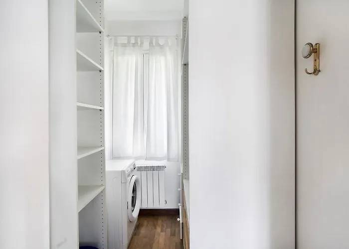 Isabella Casa Lucia *